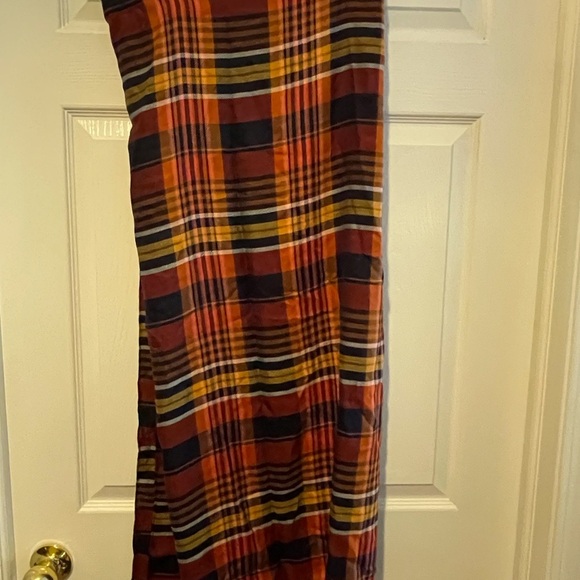 Talbots Scarf. - Picture 3 of 5